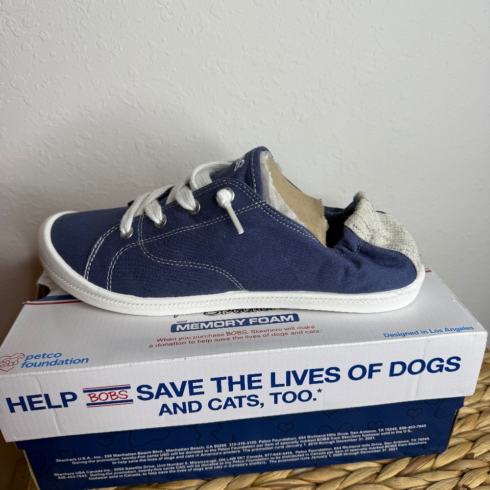 Memory foam sneakers